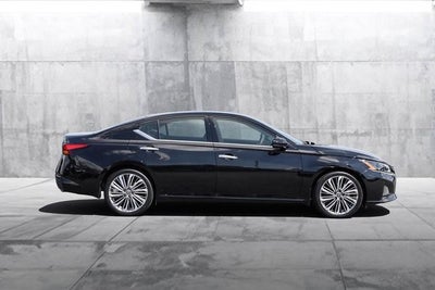 2025 Nissan Altima SL