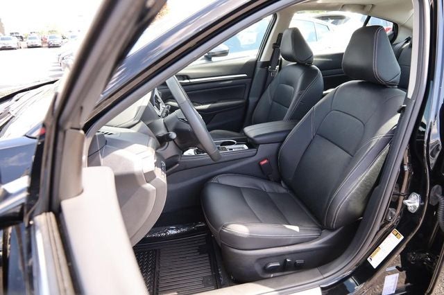 2025 Nissan Altima SL