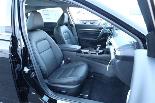 2025 Nissan Altima SL