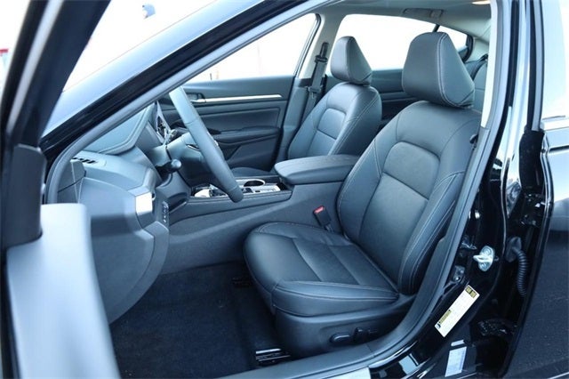 2025 Nissan Altima SL