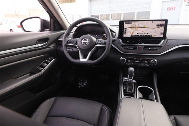 2025 Nissan Altima 2.5 SL