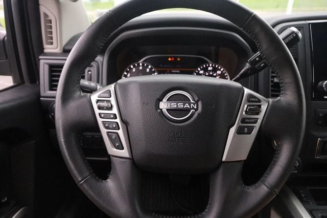 2024 Nissan Titan SV