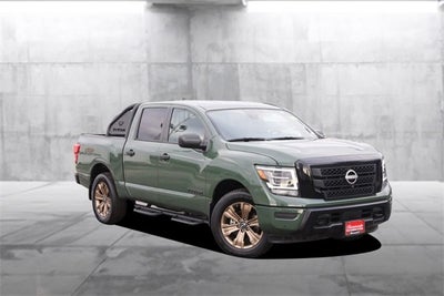 2024 Nissan Titan SV