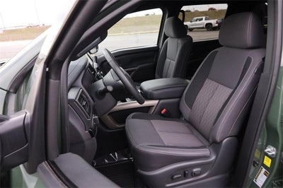 2024 Nissan Titan SV