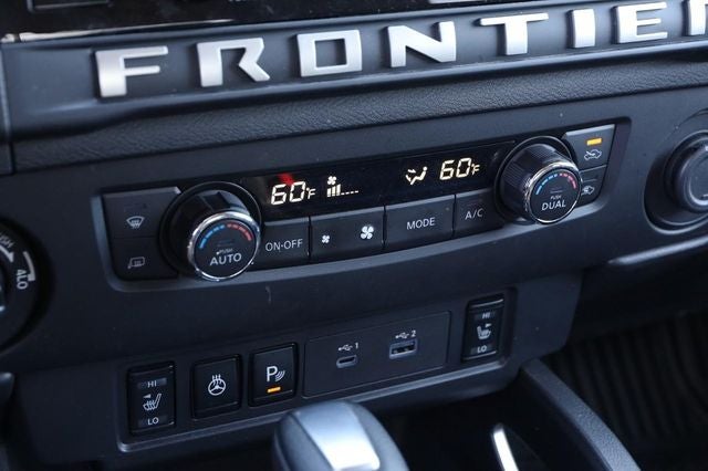 2025 Nissan Frontier SV