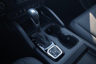 2027 Nissan Frontier Crew Cab SV