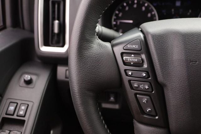 2025 Nissan Frontier SL