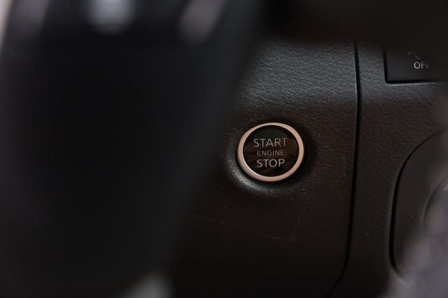 2025 Nissan Frontier SL