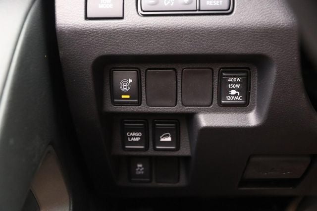 2025 Nissan Frontier SL