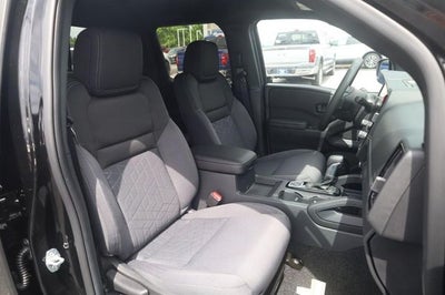 2026 Nissan Frontier Crew Cab SV