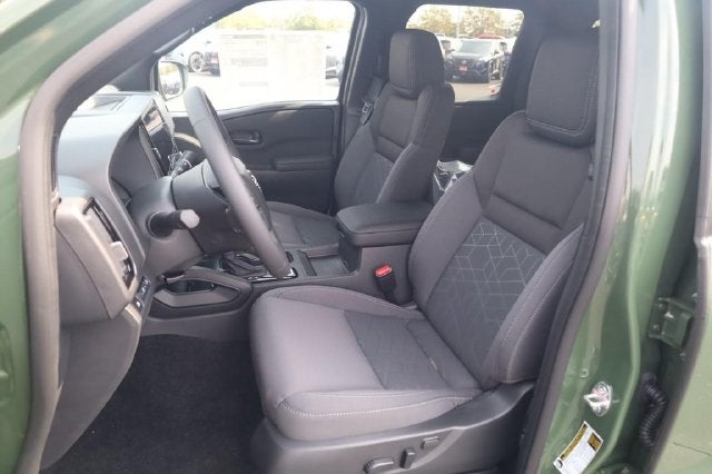 2027 Nissan Frontier Crew Cab SV