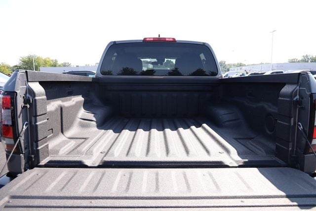 2023 Nissan Frontier Crew Cab S