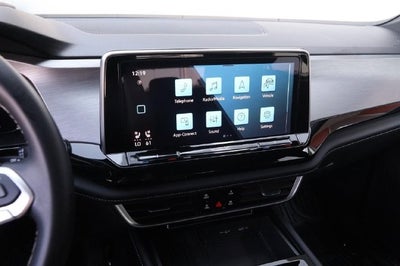 2026 Volkswagen Atlas Cross Sport SE w/Technology
