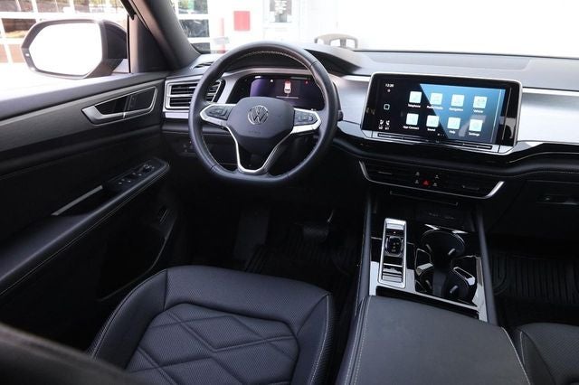 2026 Volkswagen Atlas Cross Sport SE w/Technology