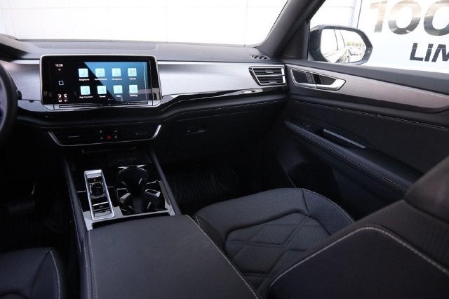 2026 Volkswagen Atlas Cross Sport SE w/Technology