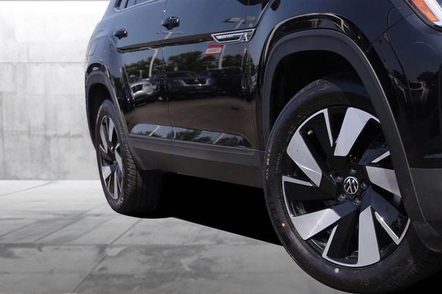2026 Volkswagen Atlas Cross Sport SE w/Technology
