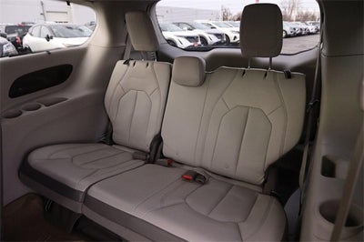 2017 Chrysler Pacifica Touring L Plus