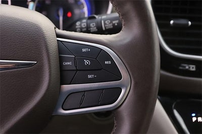 2017 Chrysler Pacifica Touring L Plus