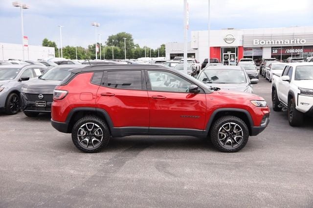 2025 Jeep Compass Trailhawk