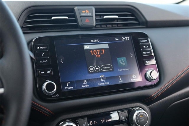 2025 Nissan Versa SR