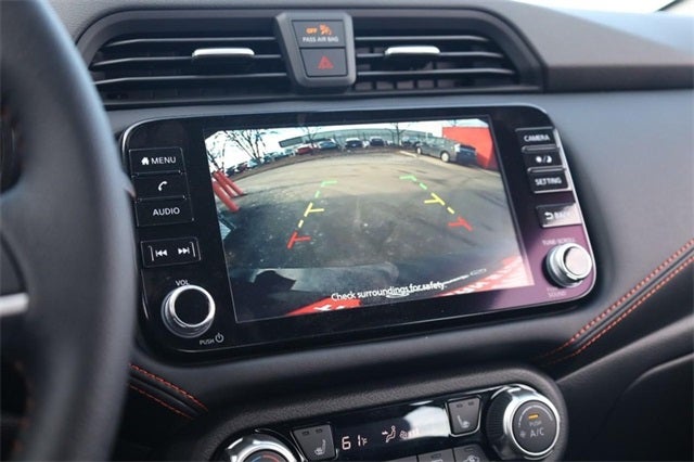 2025 Nissan Versa SR