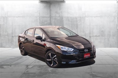 2025 Nissan Versa SR