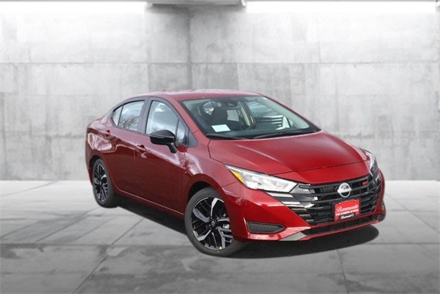 2025 Nissan Versa SR