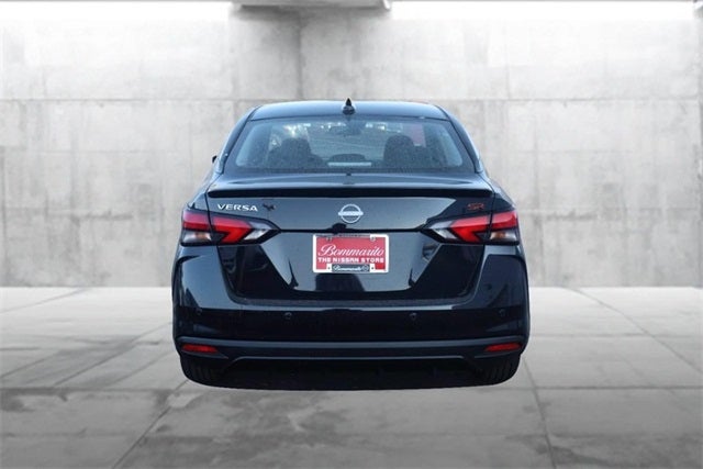 2025 Nissan Versa SR