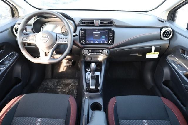 2025 Nissan Versa SR