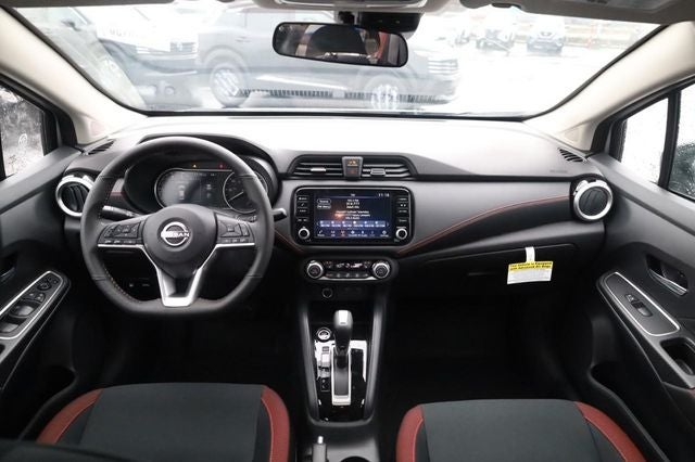 2025 Nissan Versa SR