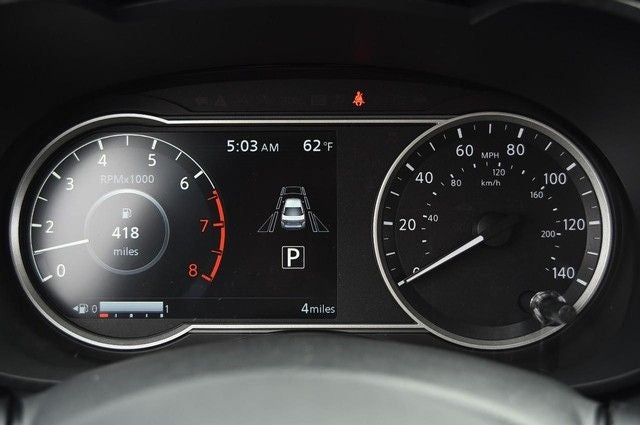 2025 Nissan Versa Sedan SR - Photo 11