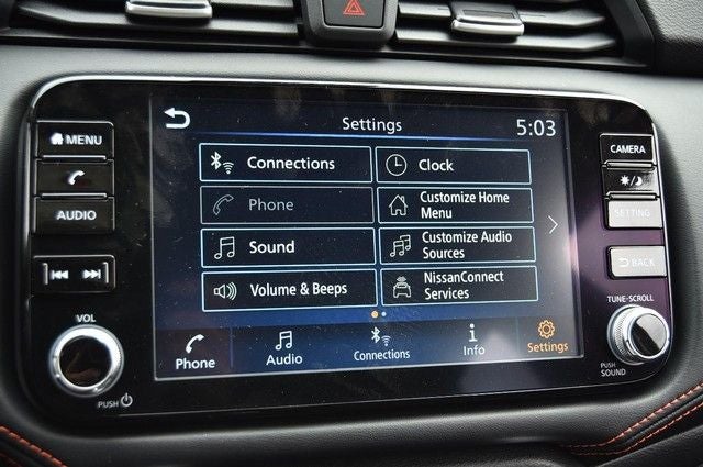 2025 Nissan Versa Sedan SR - Photo 13