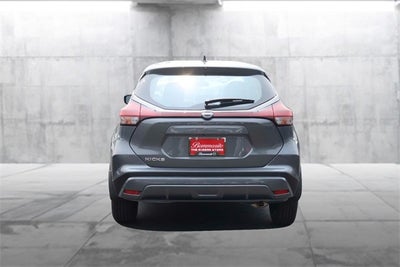 2025 Nissan Kicks Play S