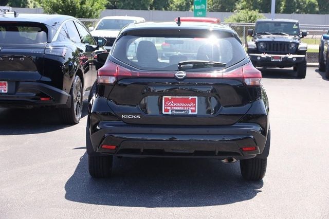 2024 Nissan Kicks S