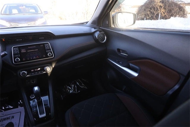 2019 Nissan Kicks SR