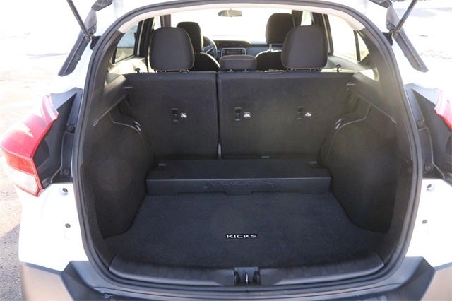 2019 Nissan Kicks SR