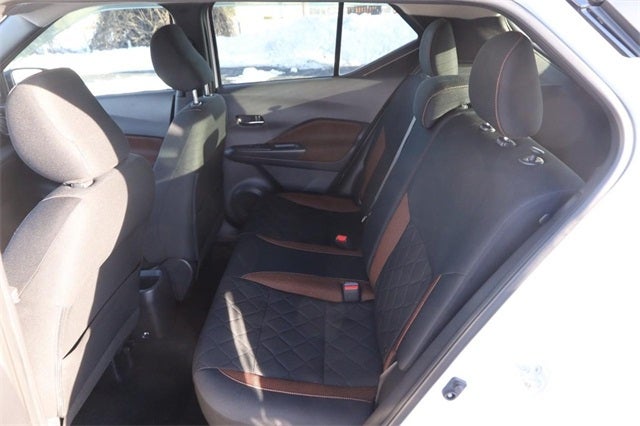 2019 Nissan Kicks SR