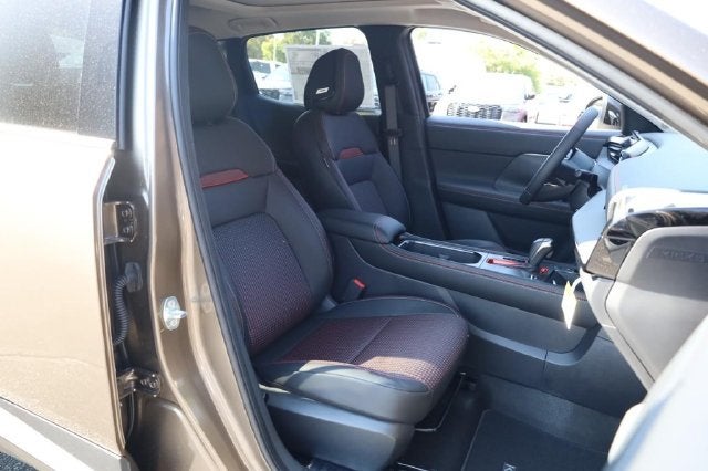 2027 Nissan Kicks SR