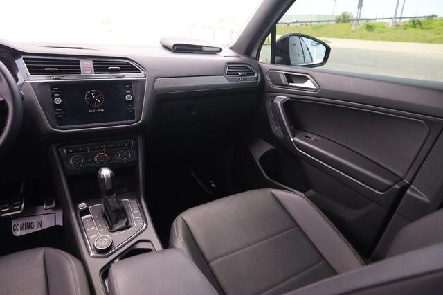 2020 Volkswagen Tiguan 2.0T SE R-Line Black 4Motion