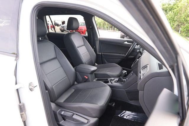 2020 Volkswagen Tiguan 2.0T SE R-Line Black 4Motion