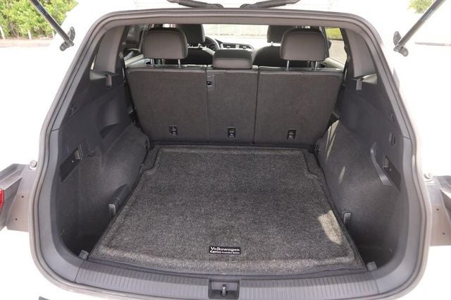 2020 Volkswagen Tiguan 2.0T SE R-Line Black 4Motion