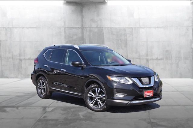 Used 2017 Nissan Rogue SL with VIN 5N1AT2MT7HC854372 for sale in Hazelwood, MO