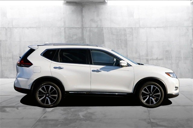 2020 Nissan Rogue SL