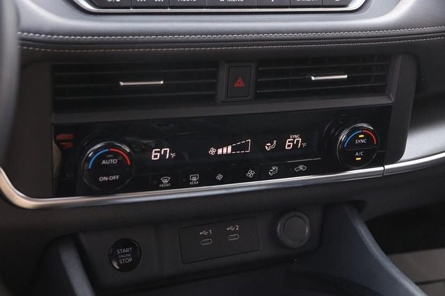 2025 Nissan Rogue SV