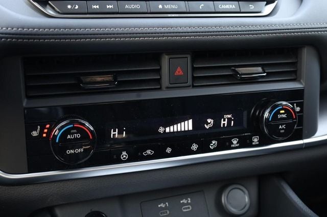 2026 Nissan Rogue Dark Armor™