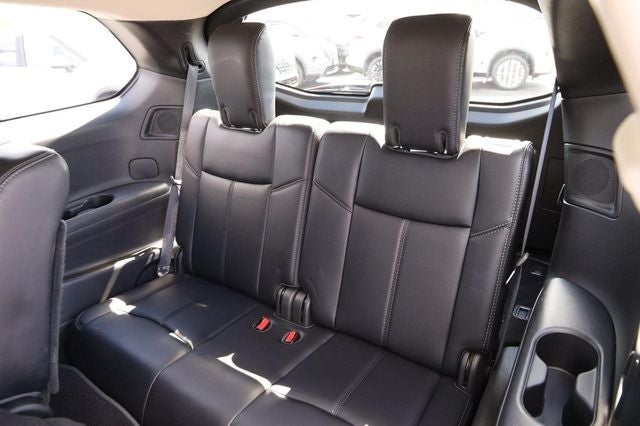 2017 Nissan Pathfinder SL