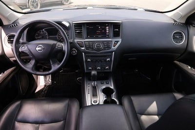 2017 Nissan Pathfinder SL