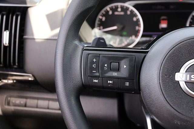2022 Nissan Pathfinder S