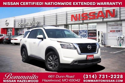2025 Nissan Pathfinder SV