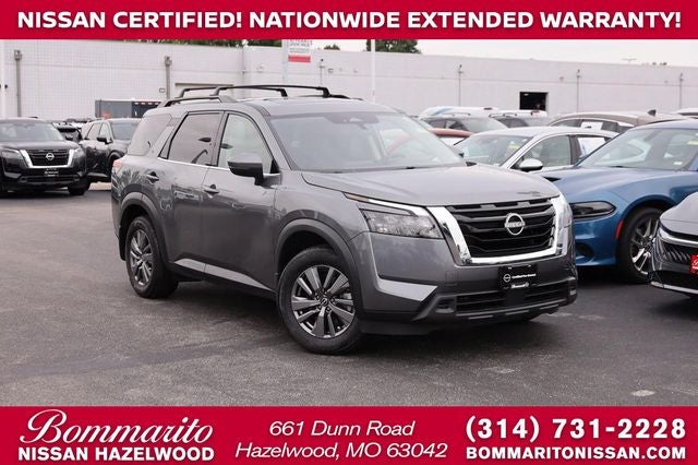 2025 Nissan Pathfinder SV